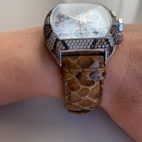 Van Der Bauwede Snake Magnum With Diamonds & Mother of Pearl Dial Unisex Watch - Picture 10 of 15